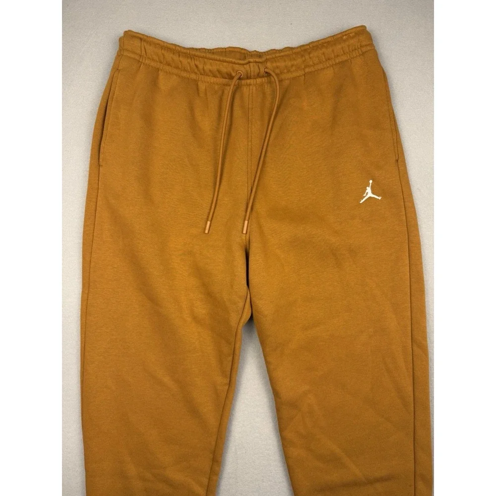 Nike Air Jordan Essentials Pants British Tan Size L Joggers